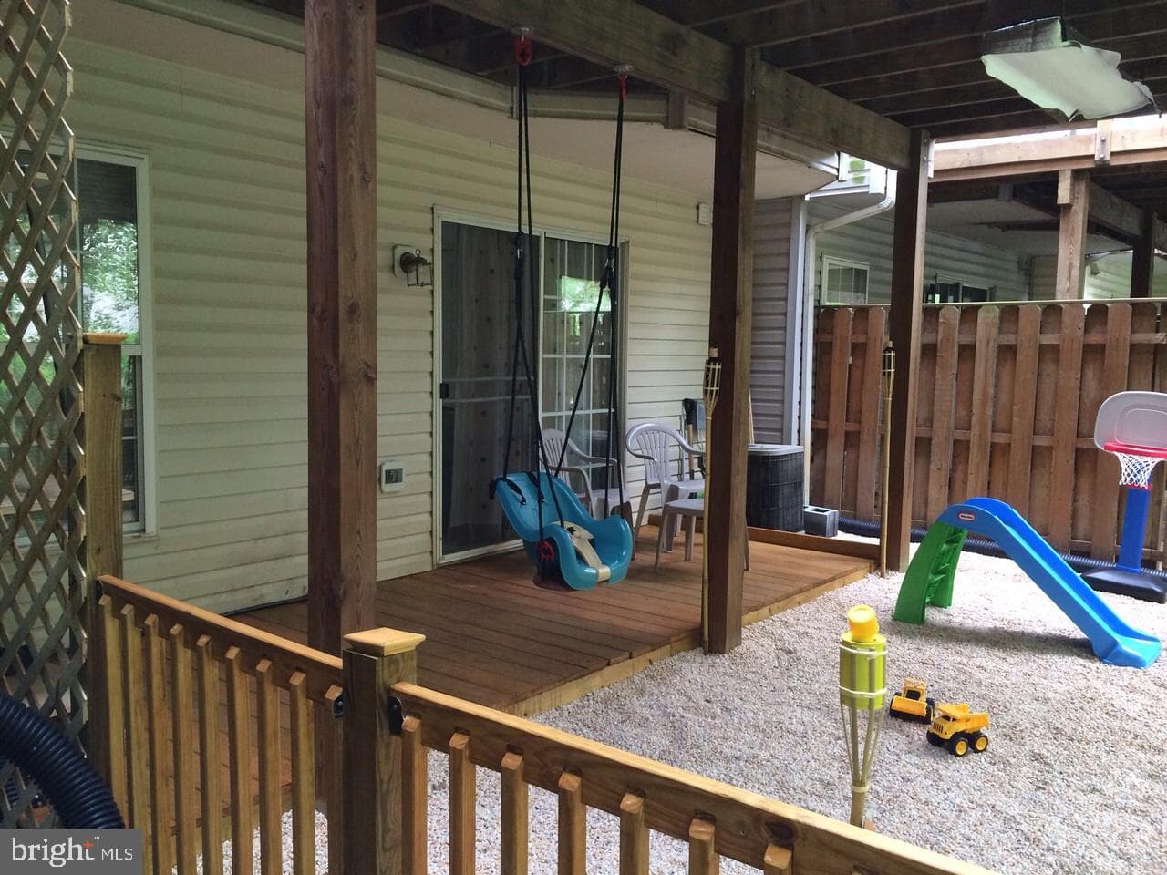 5752 Goldfinch Court photo 10