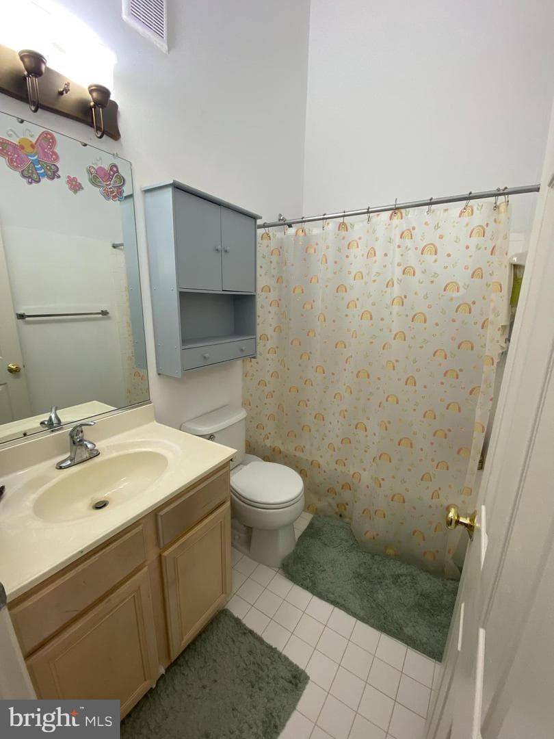 5752 Goldfinch Court photo 30
