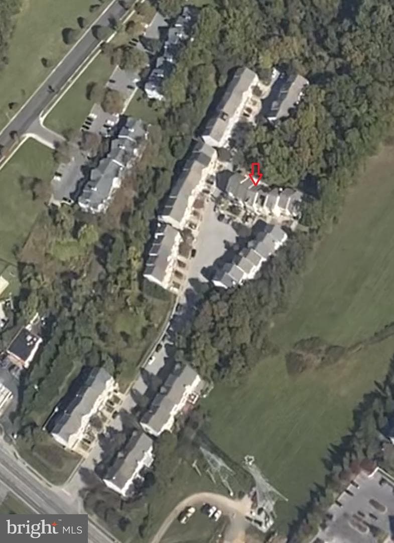 5752 Goldfinch Court photo 31