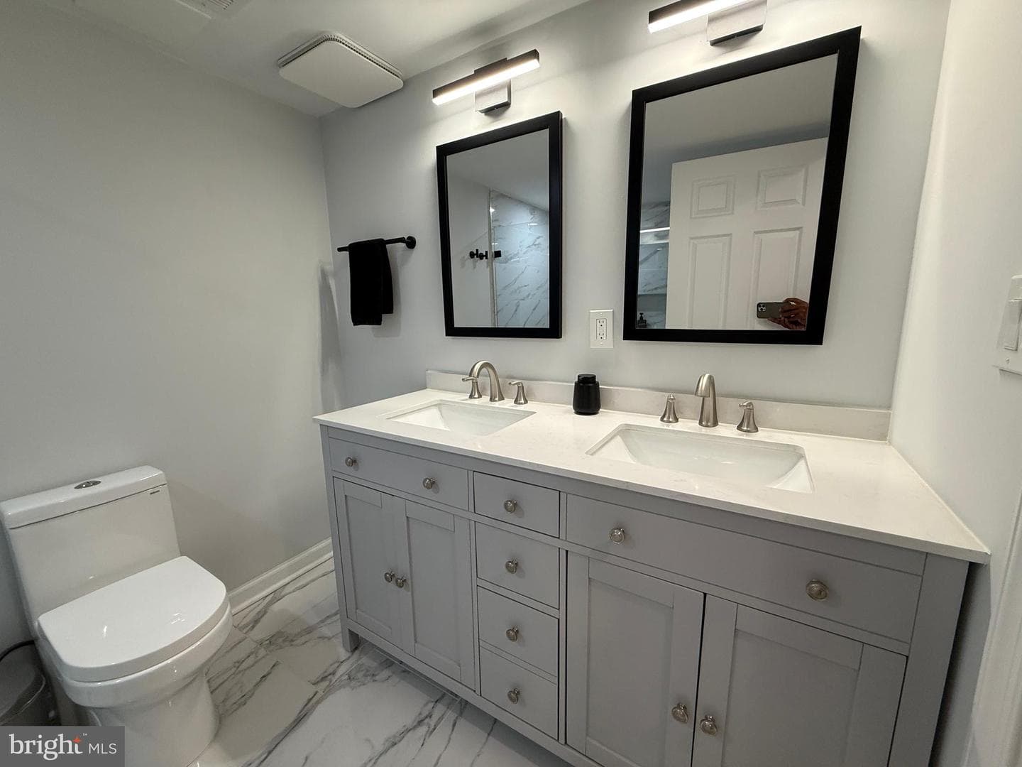 6768 Pyramid Way photo 13