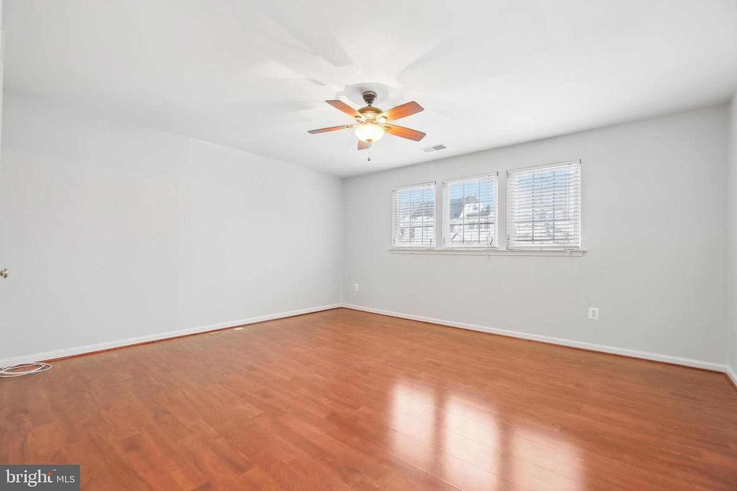 2208 Barnet Court photo 17