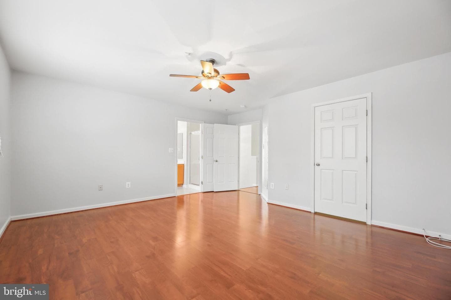 2208 Barnet Court photo 18