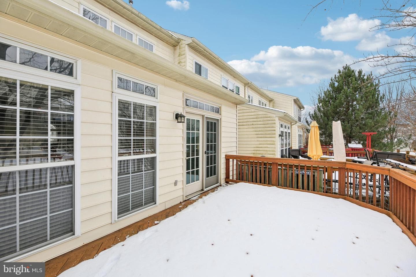 2208 Barnet Court photo 32