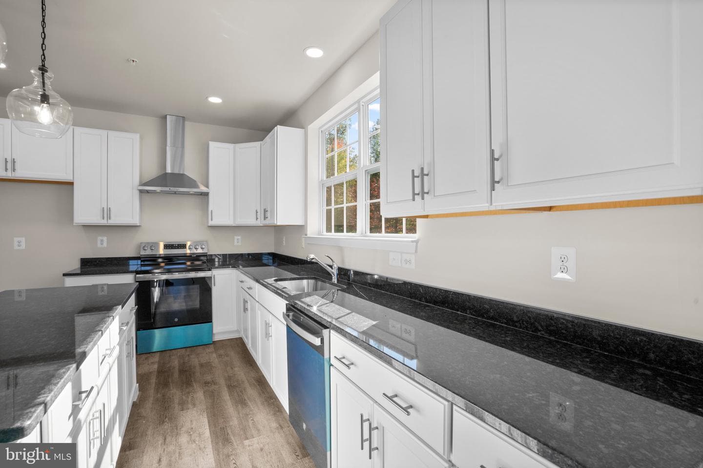 6208 Elkrise Place photo 7