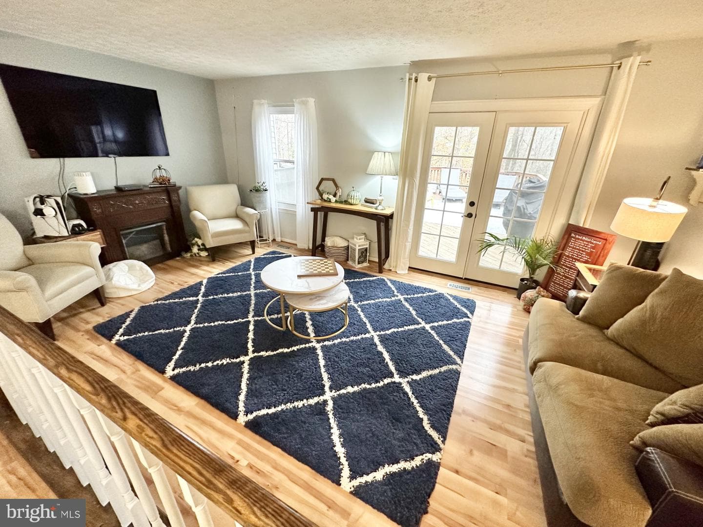 8034 Green Tree Court photo 4