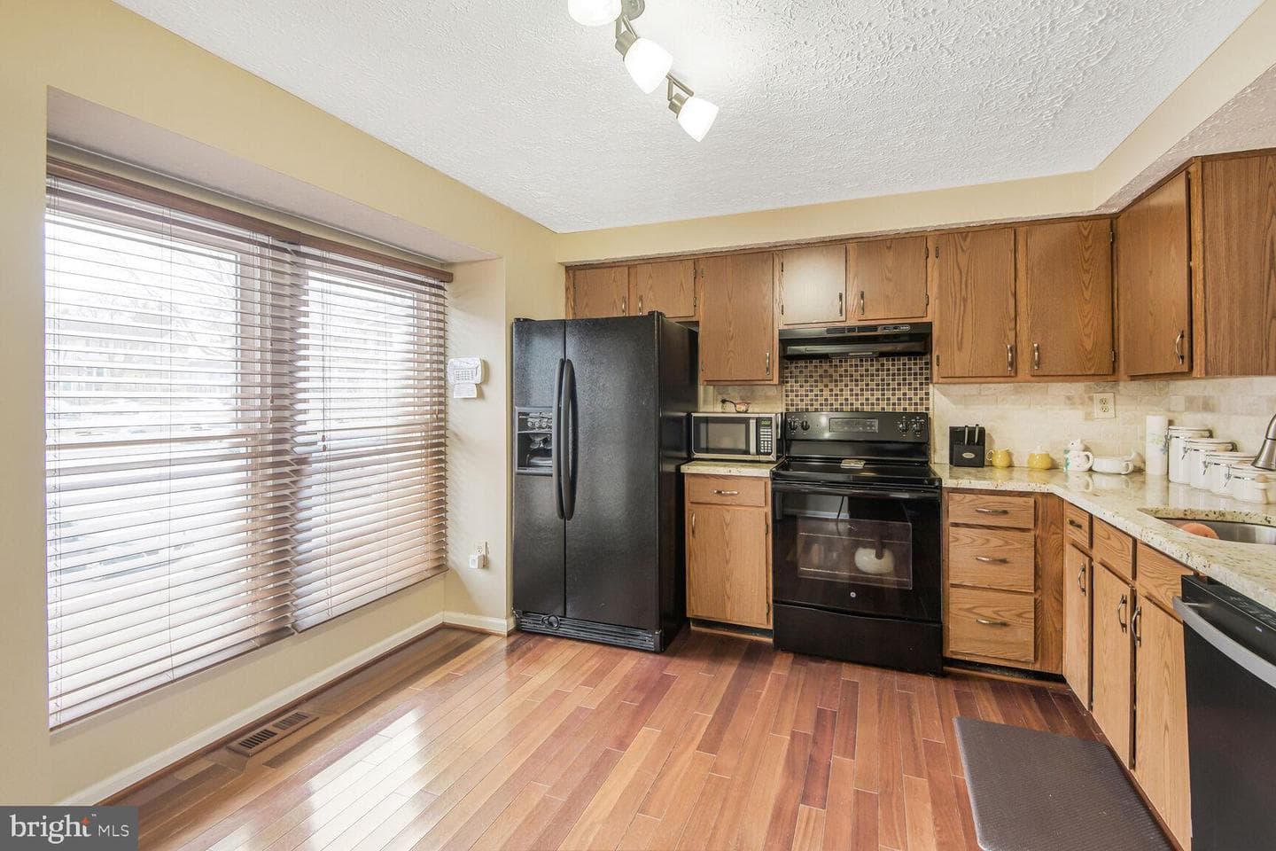 6121 Cedar Wood Drive photo 3