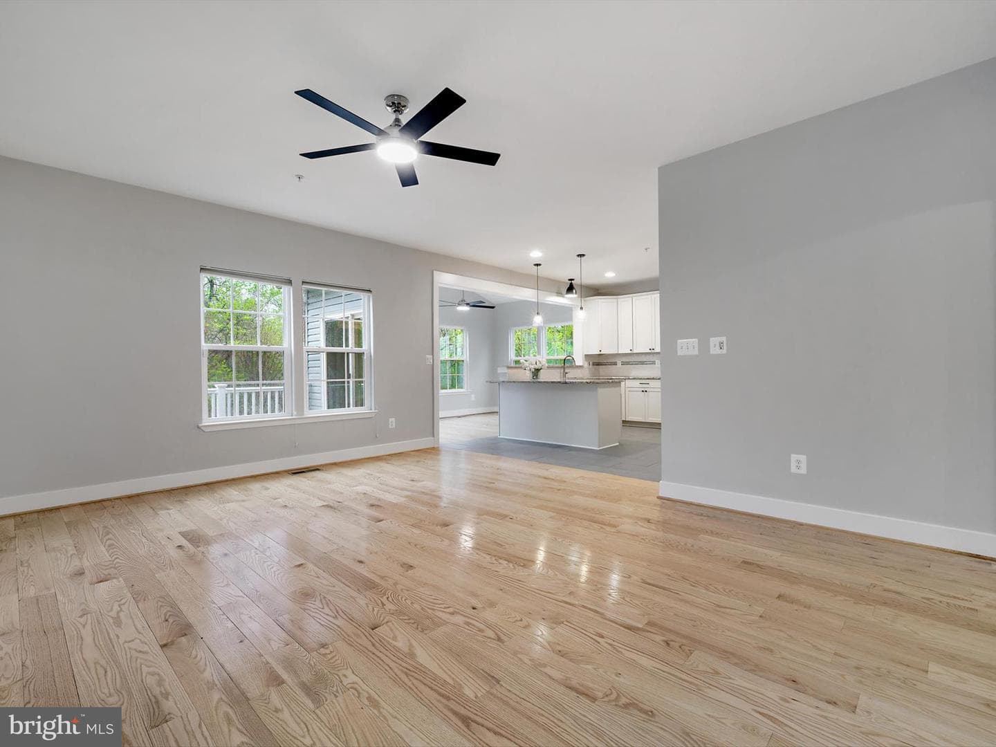 5007 Windpower Way photo 10