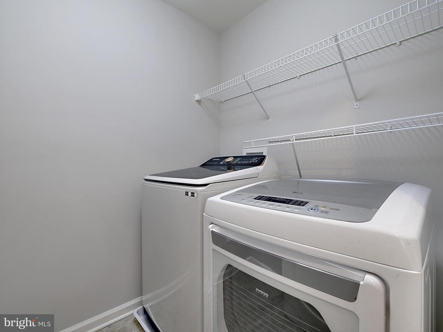 5007 Windpower Way photo 33