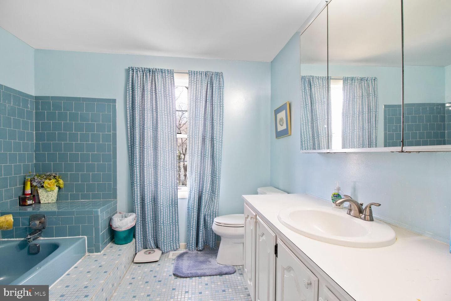 10383 Launcelot Lane photo 12