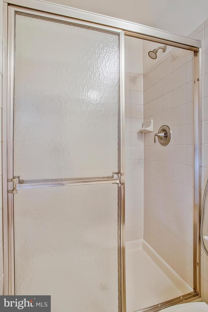 10502 Hickory Glen Drive photo 10