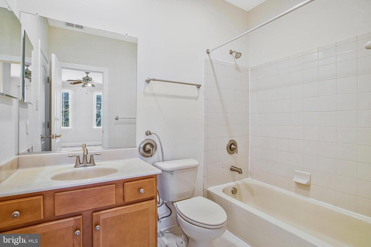 10502 Hickory Glen Drive photo 17