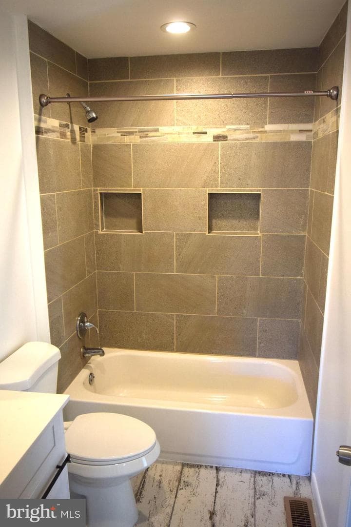 5752 Thunder Hill Road photo 9