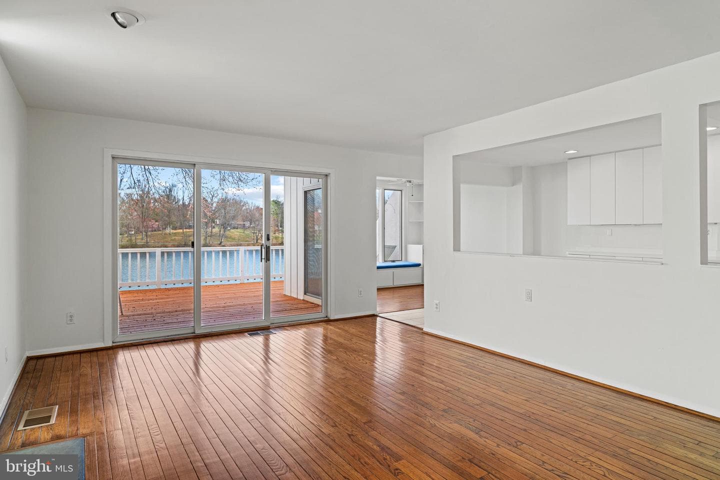 10313 Wilde Lake Terrace photo 10