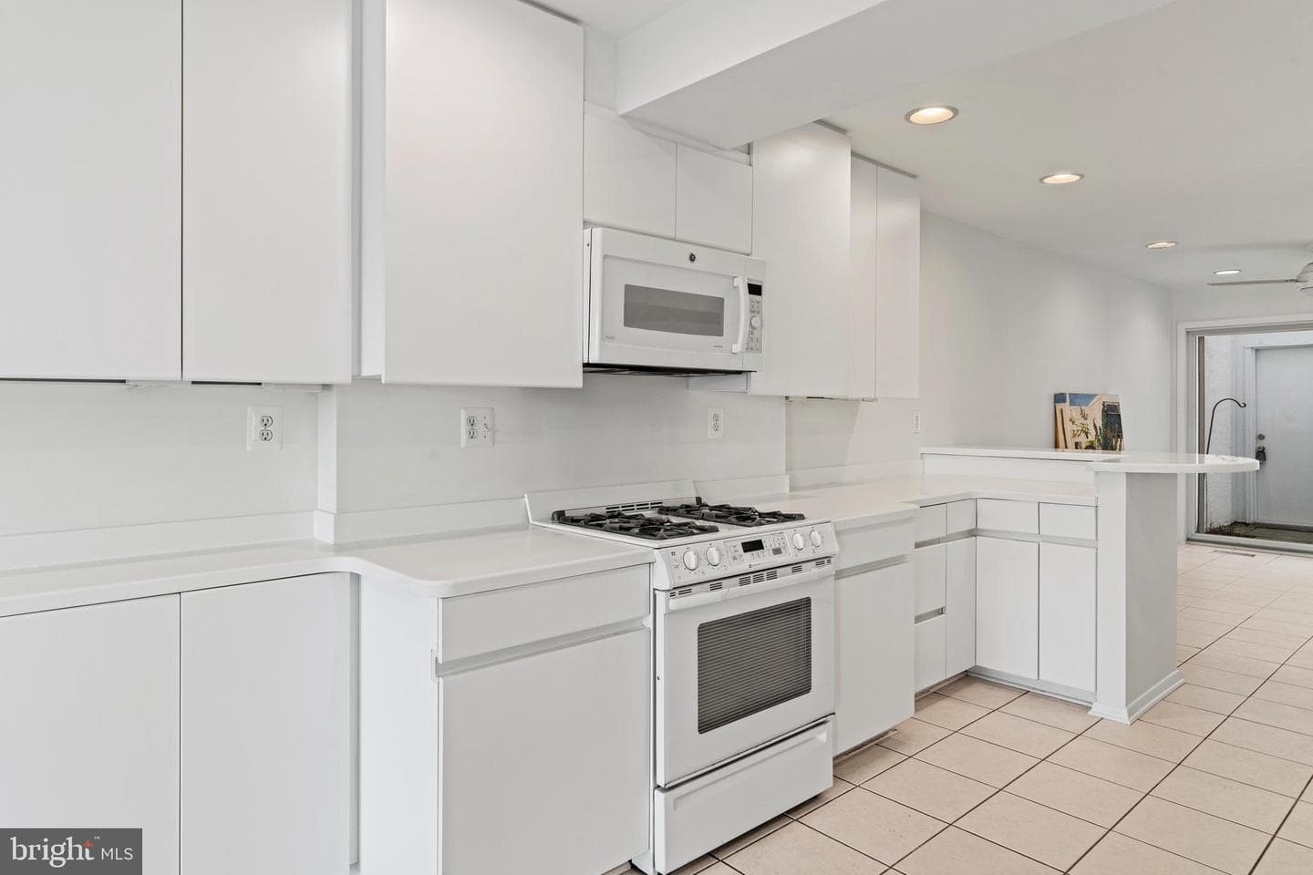 10313 Wilde Lake Terrace photo 14
