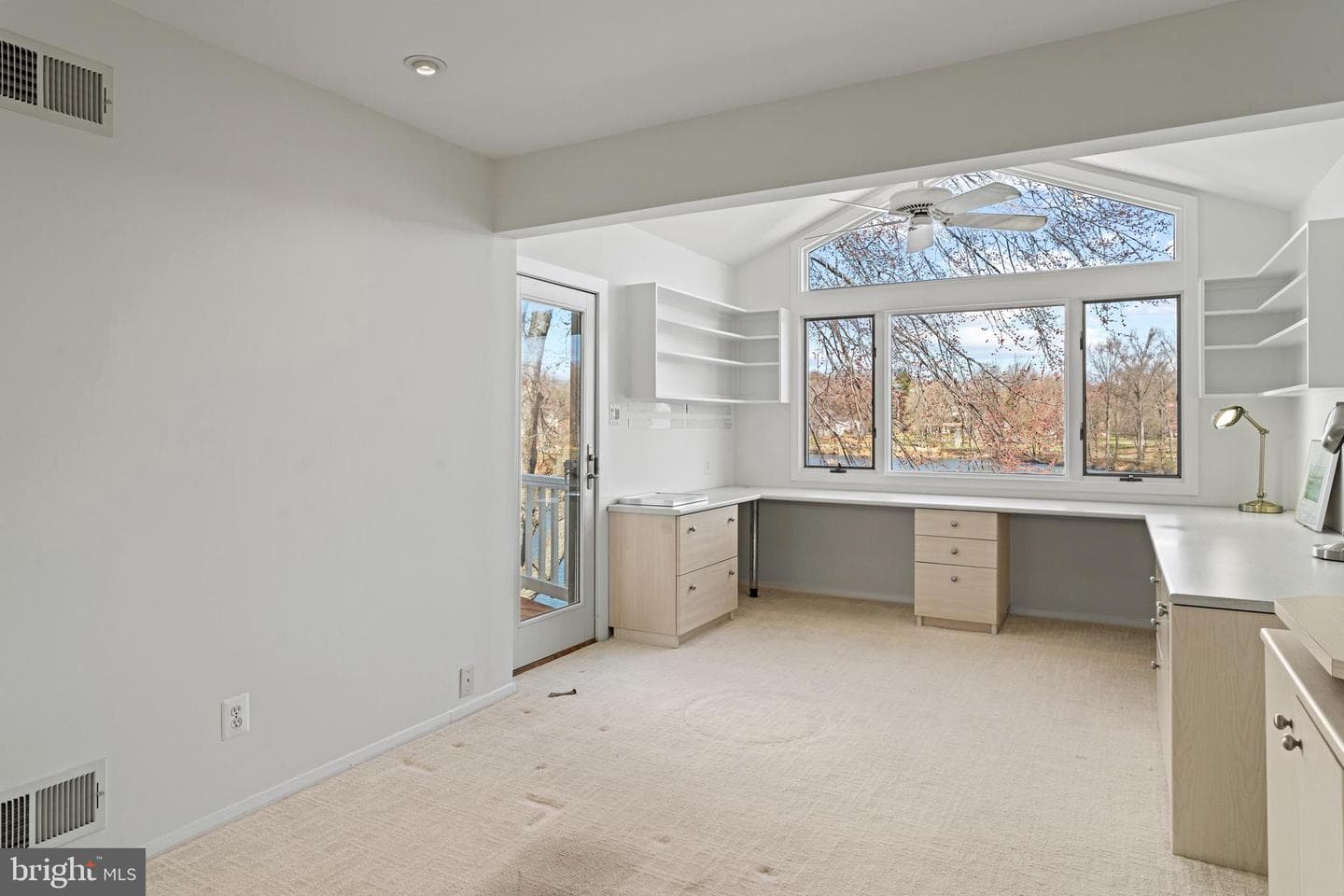 10313 Wilde Lake Terrace photo 32
