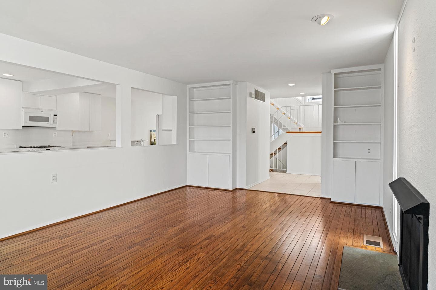 10313 Wilde Lake Terrace photo 9