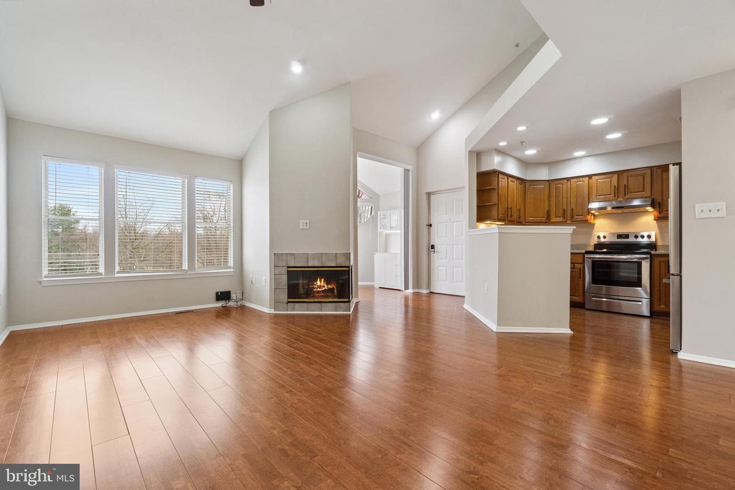 7635 Coachlight Lane #b photo 23