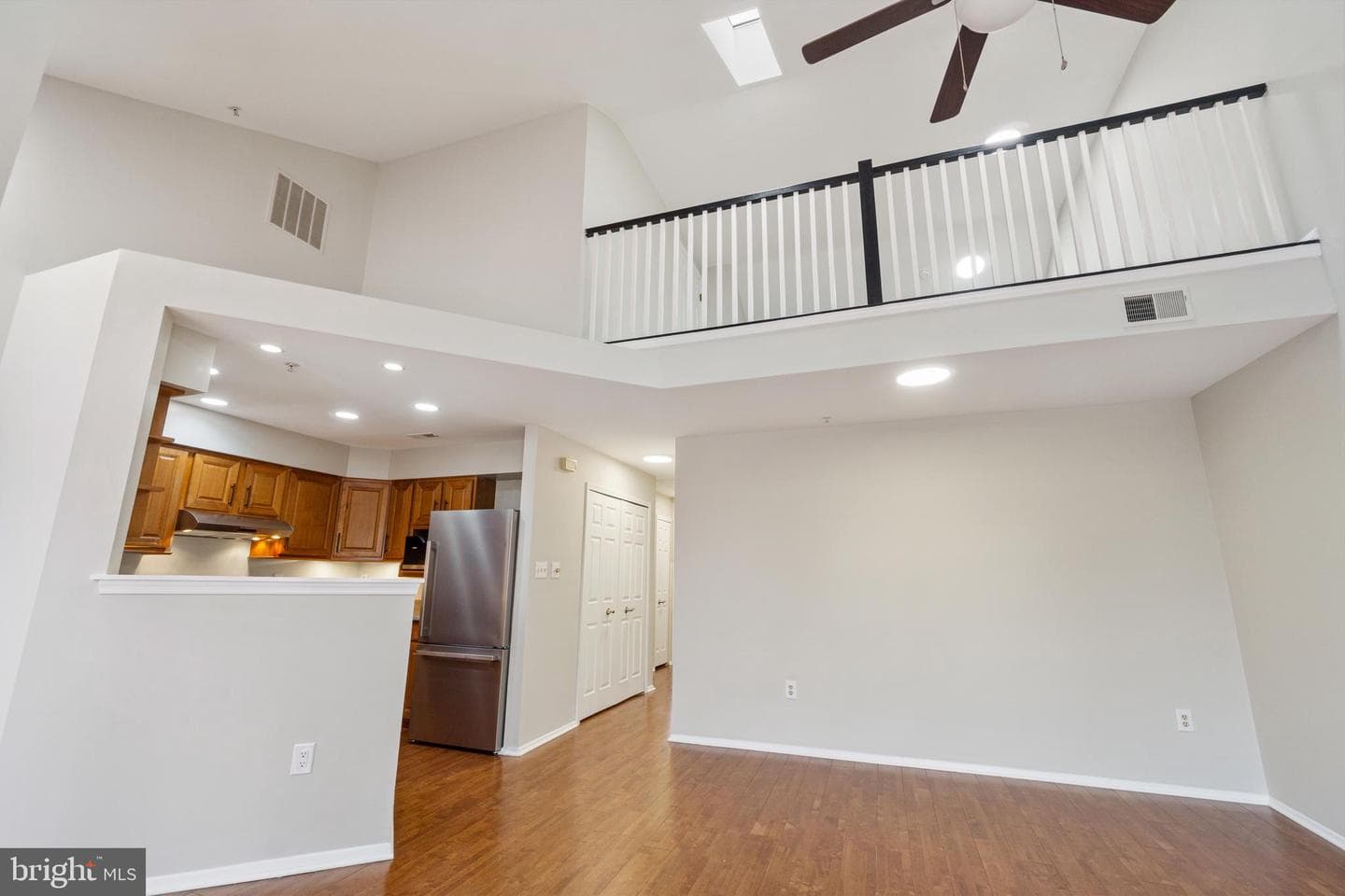 7635 Coachlight Lane #b photo 27