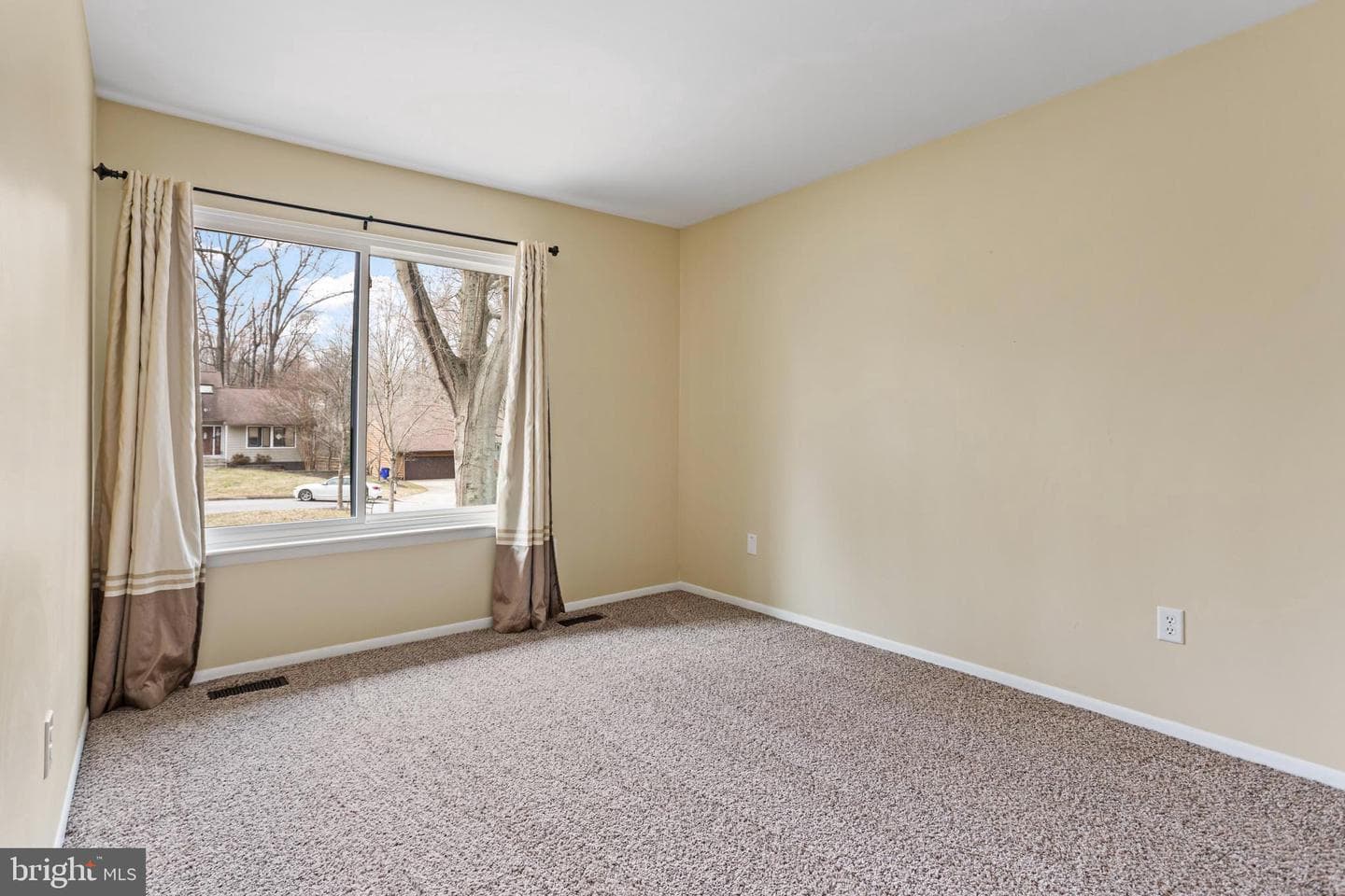 8858 Blue Sea Drive photo 14