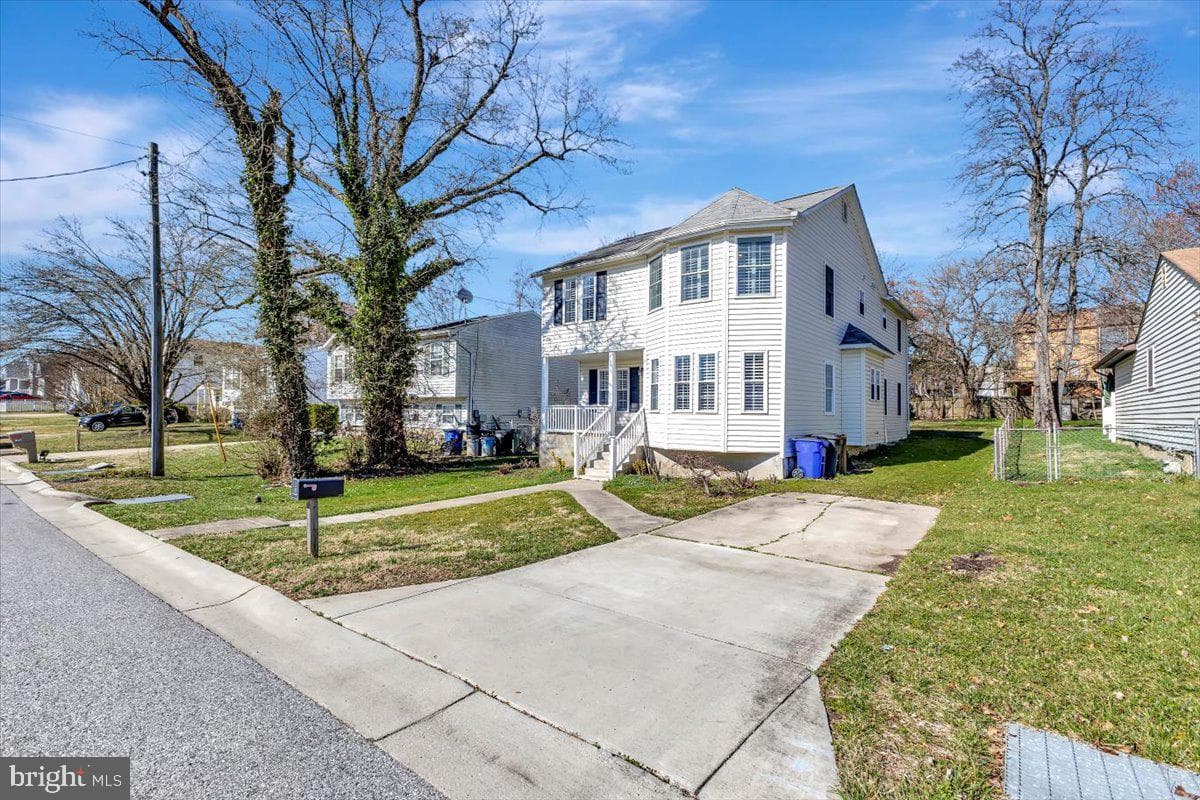 9140 Grant Avenue photo 3