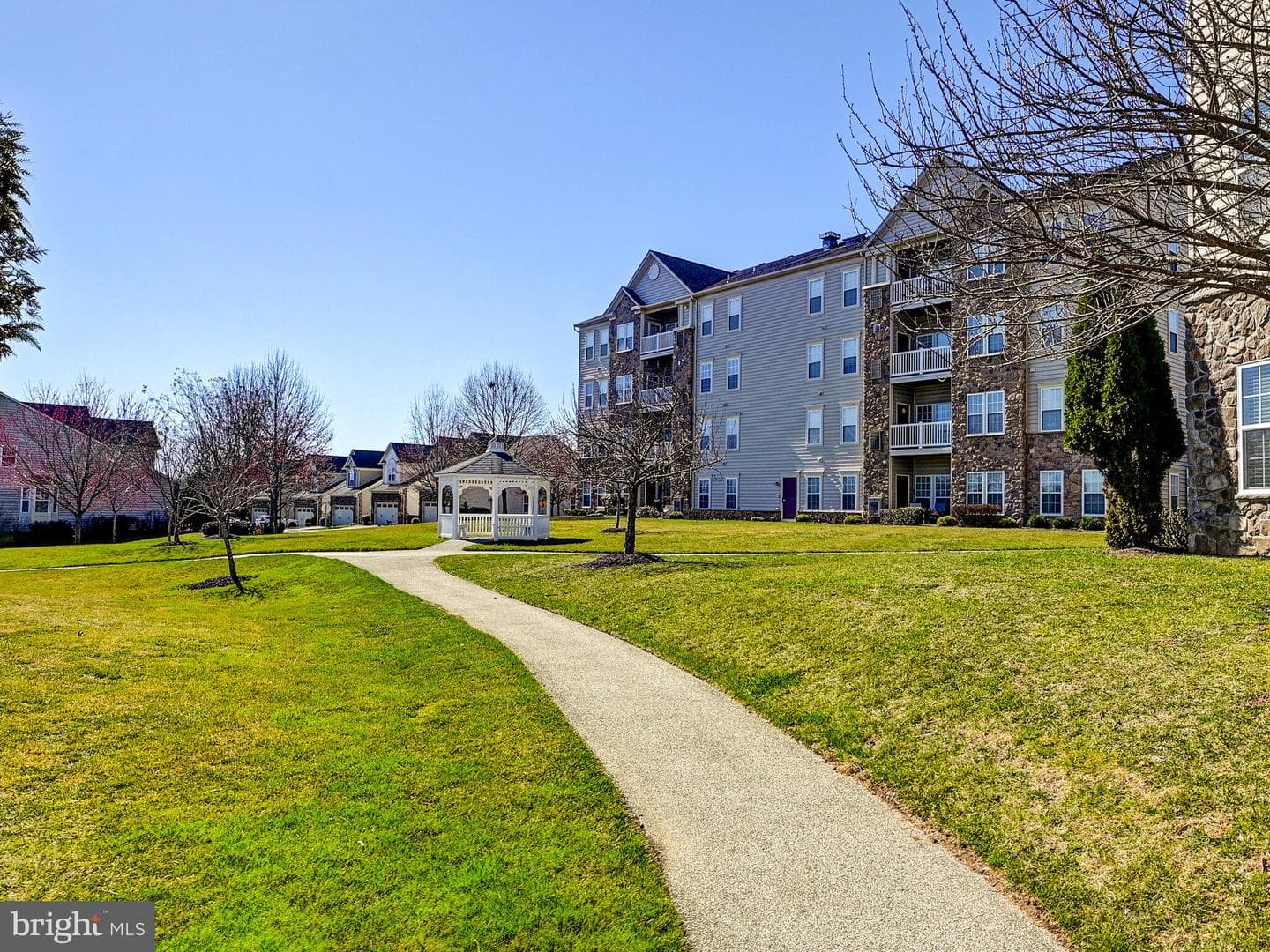 11155 Chambers Court #p photo 25
