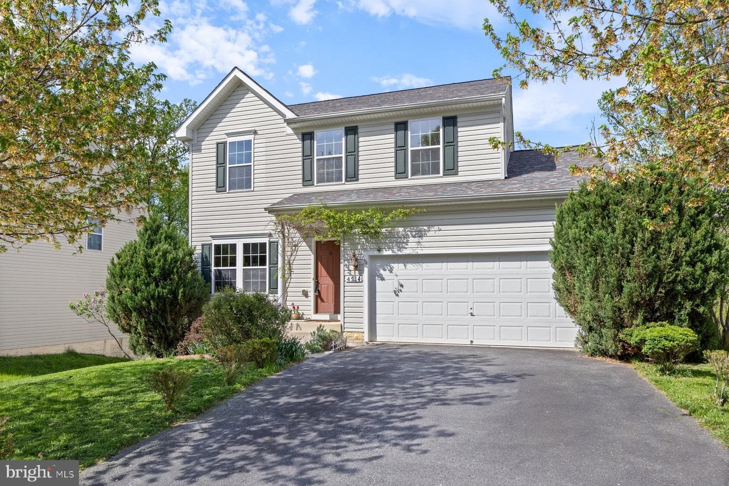 4514 Nightingale Court photo 2