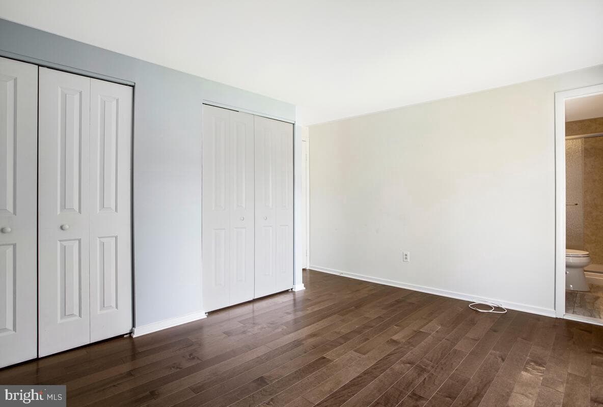 8825 Besthold Garth photo 25