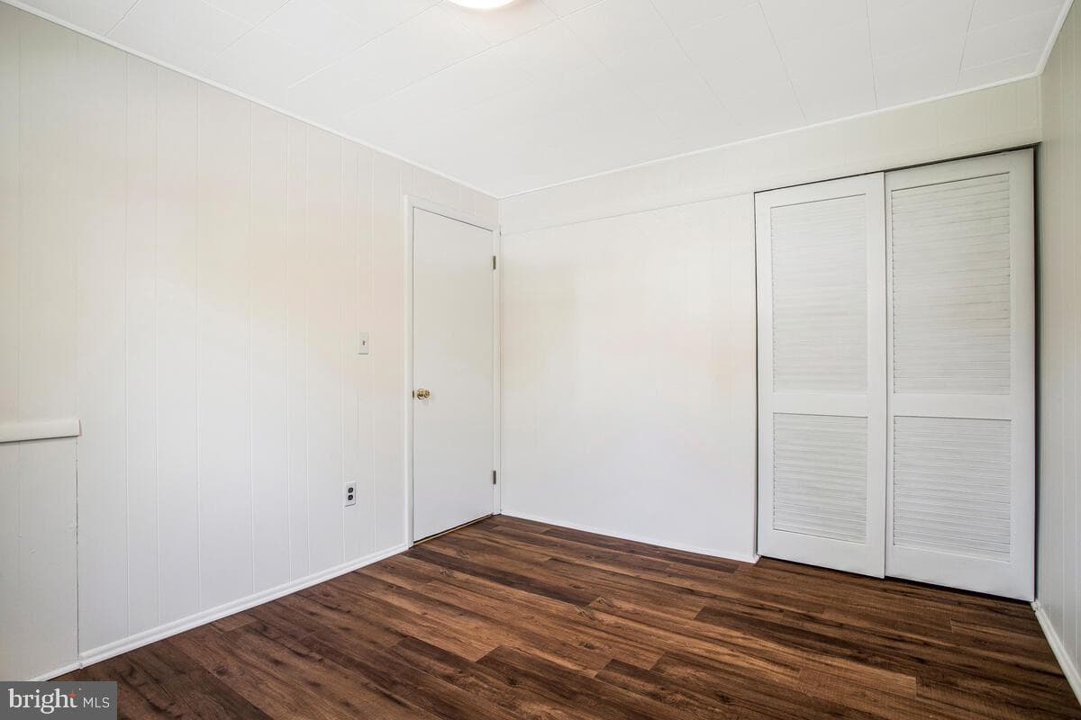 8825 Besthold Garth photo 39