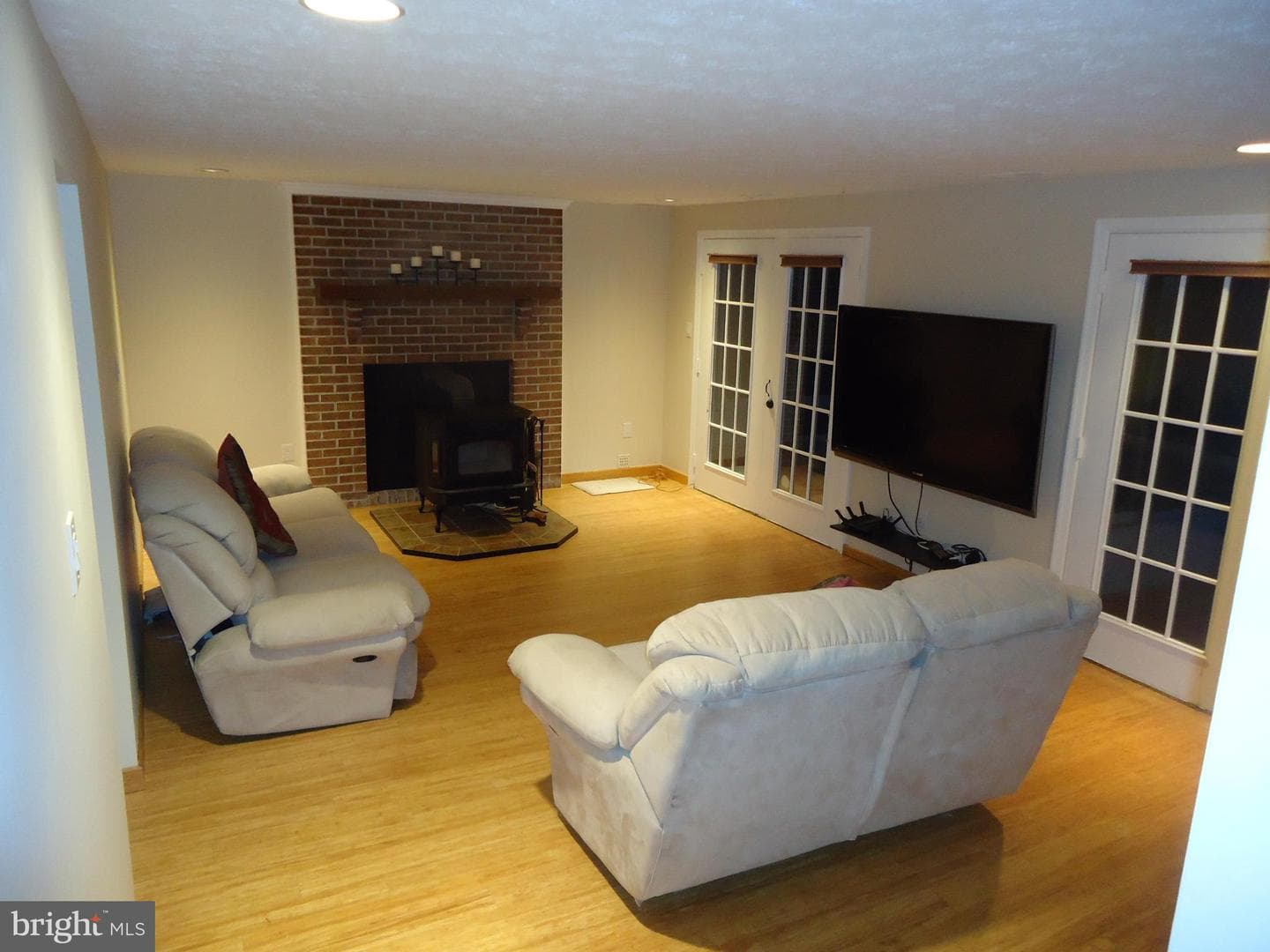 6413 Sewells Orchard Drive photo 21
