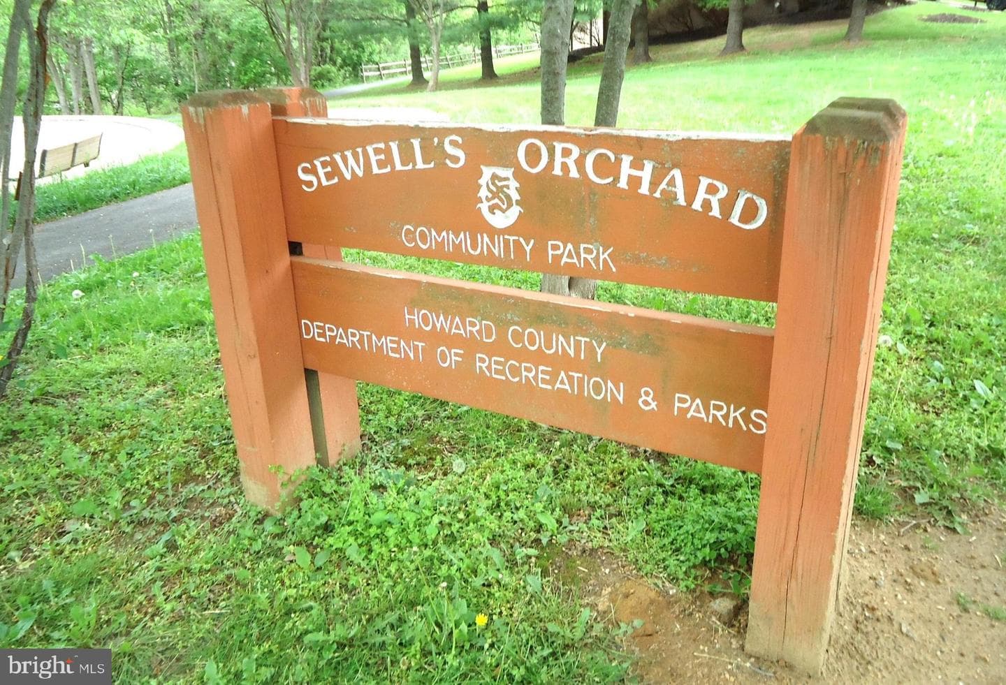 6413 Sewells Orchard Drive photo 69