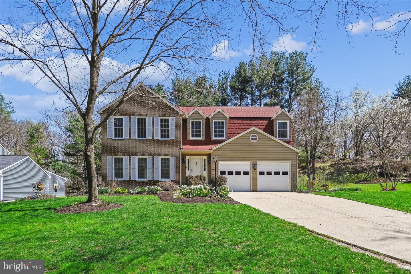 3823 Grosvenor Drive photo 2