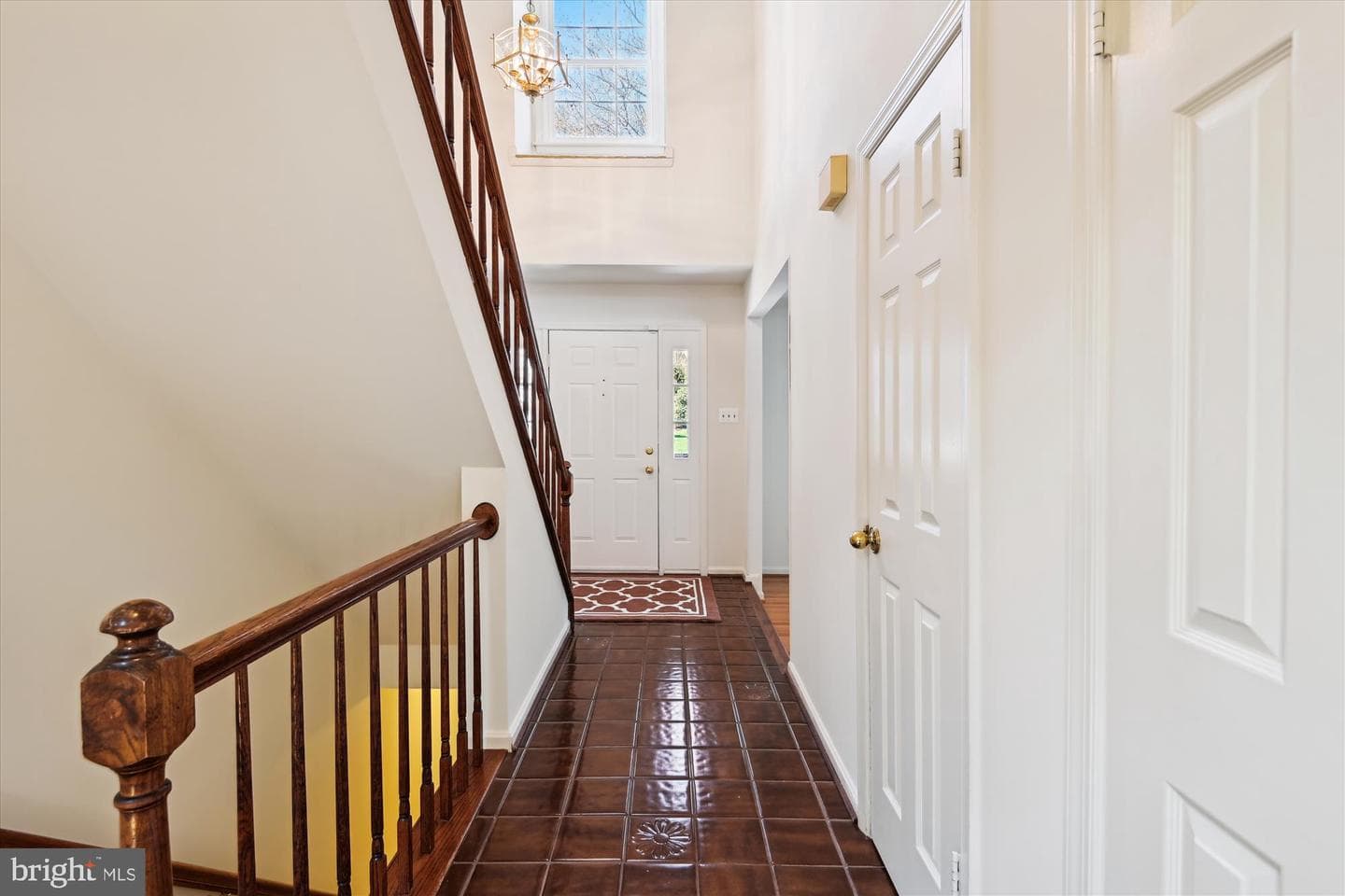 3823 Grosvenor Drive photo 6
