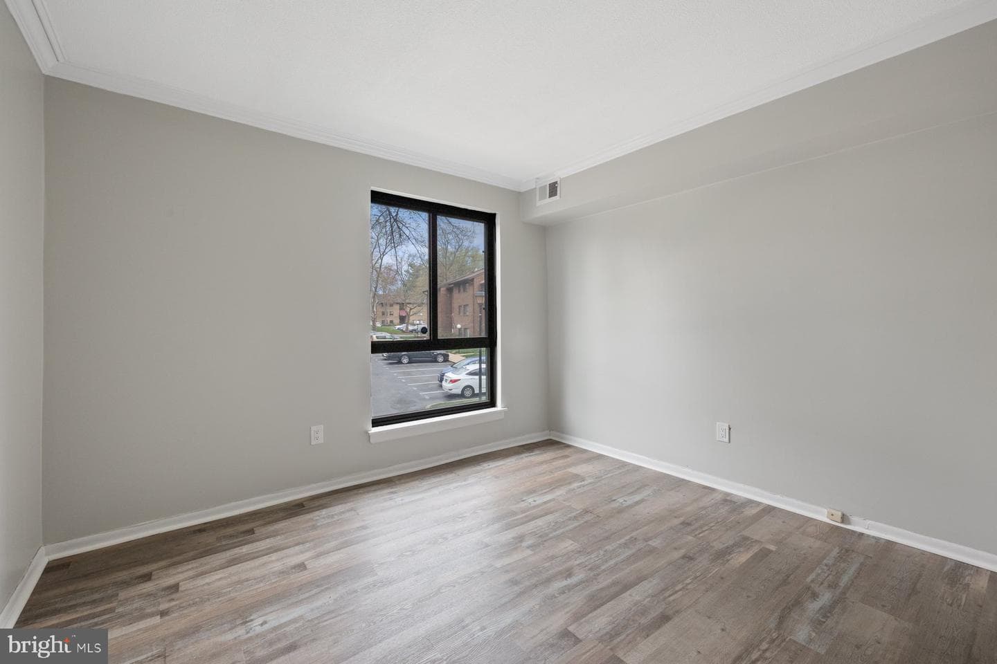 6071 Majors Lane #i 3 photo 13