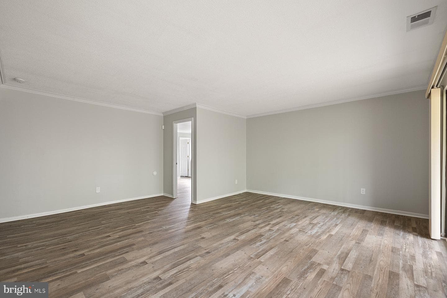 6071 Majors Lane #i 3 photo 3