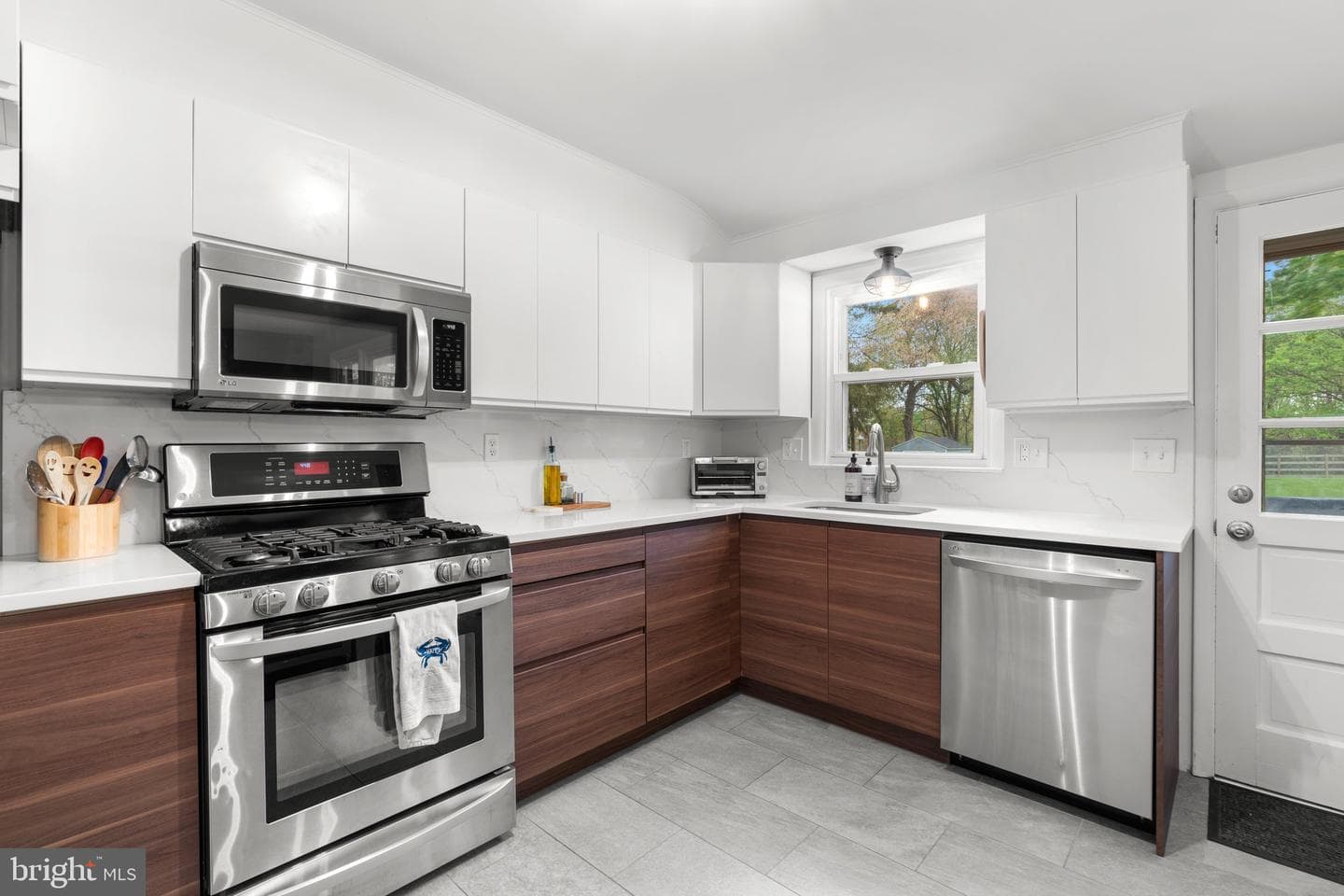 2822 Pinewick Road photo 18