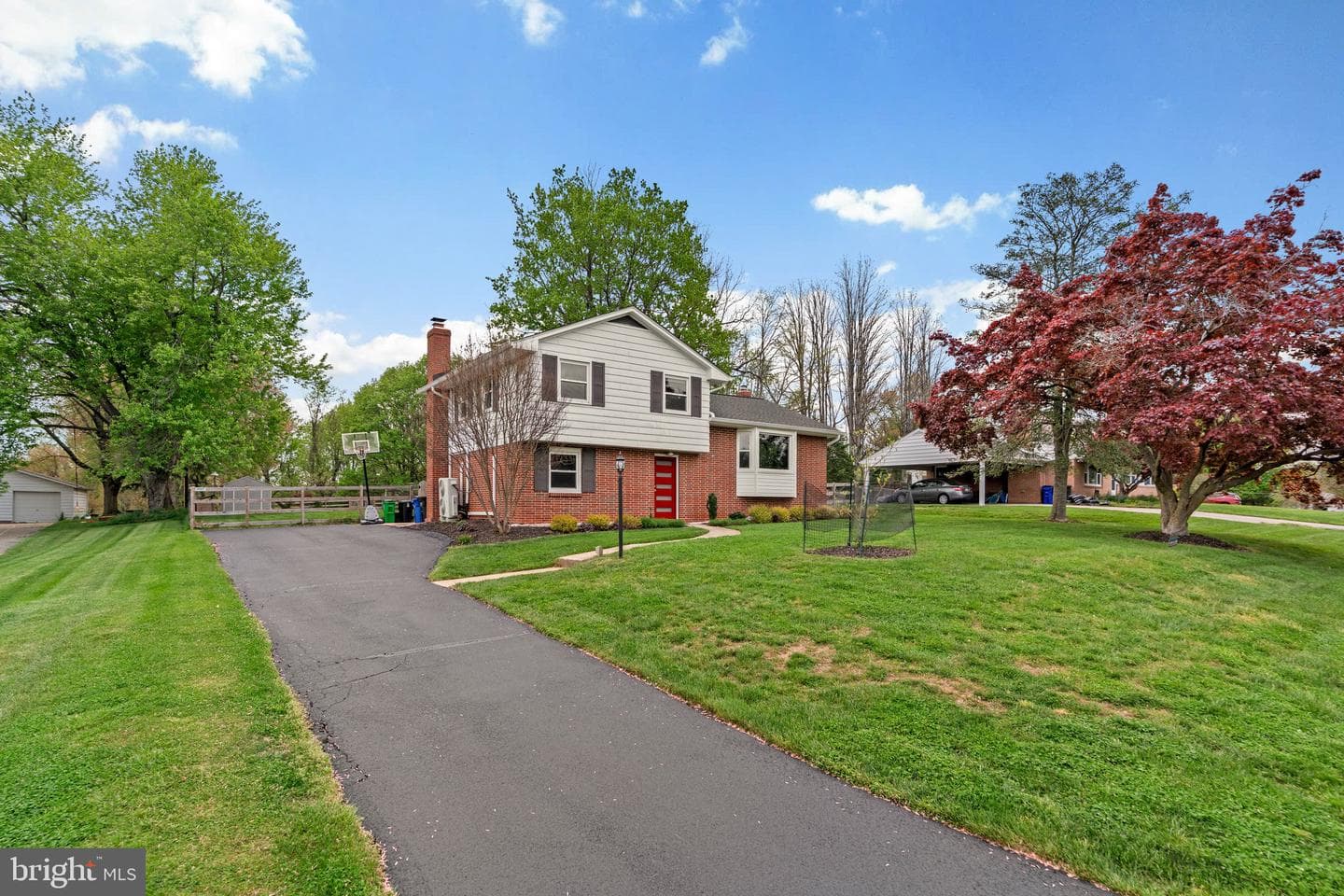 2822 Pinewick Road photo 4