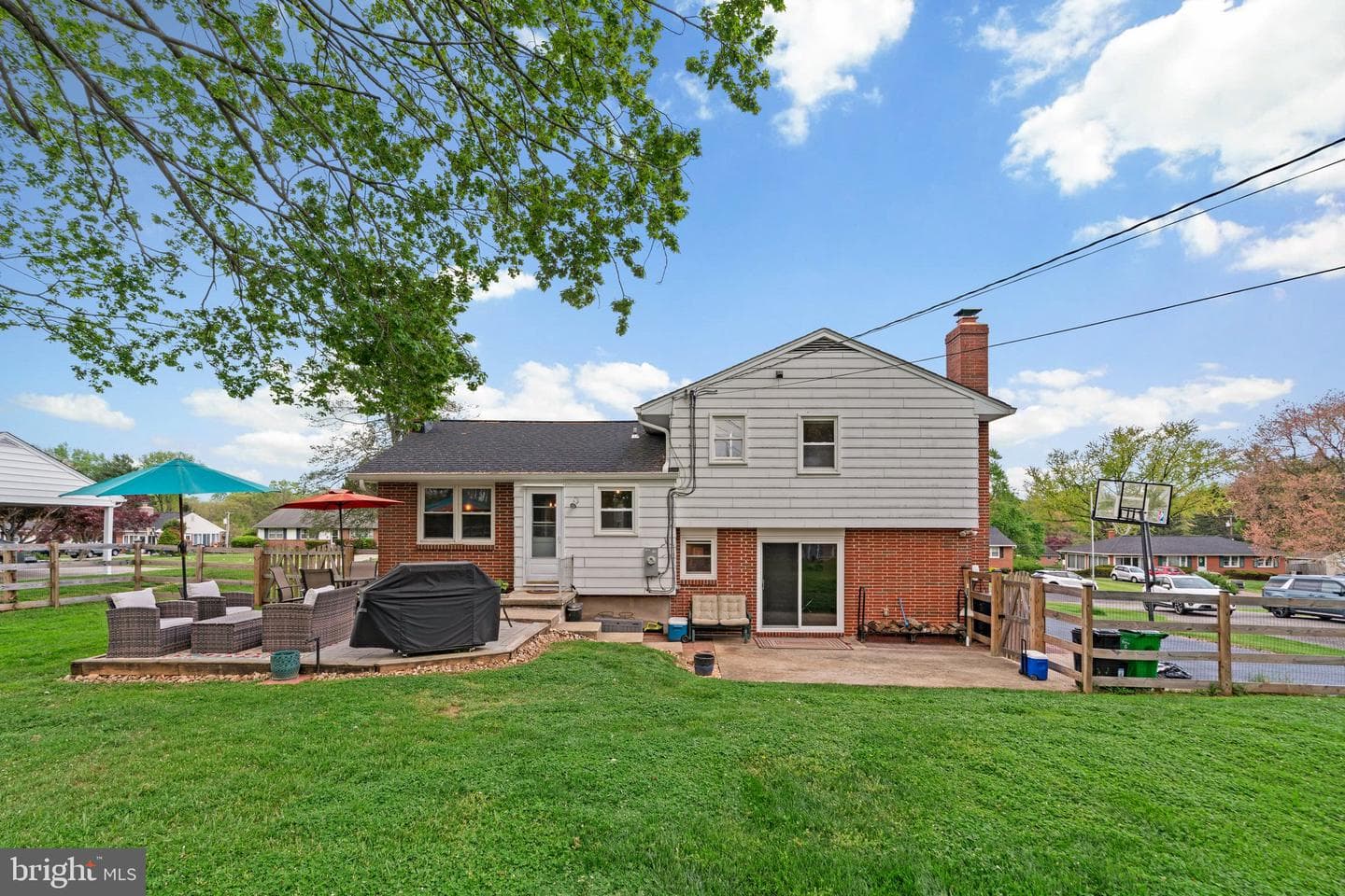 2822 Pinewick Road photo 48