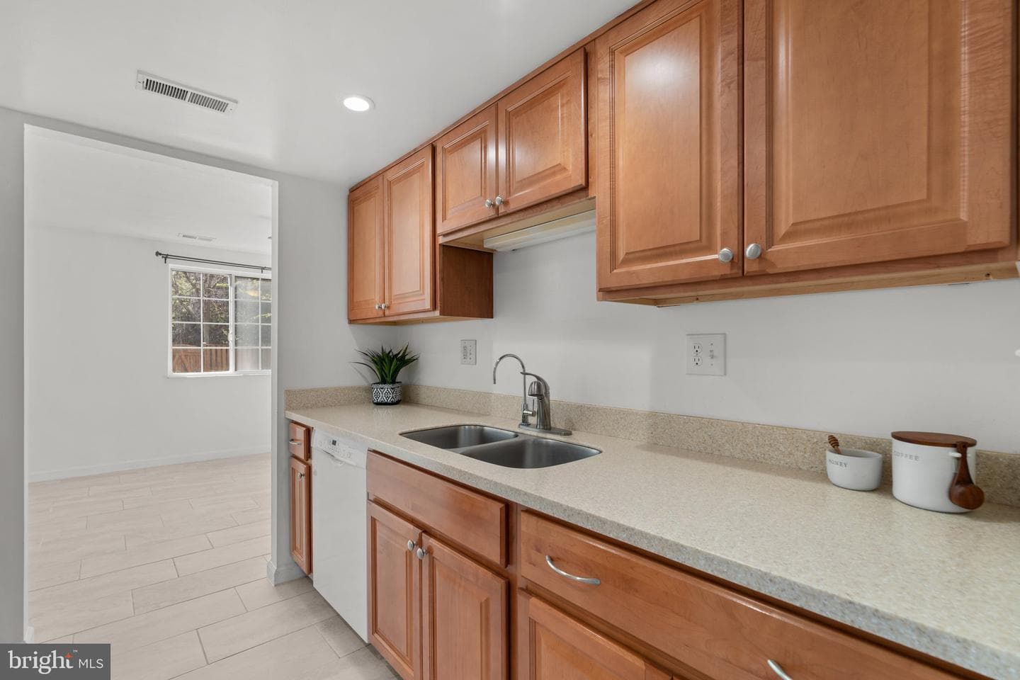 10779 Glen Hannah Drive photo 6