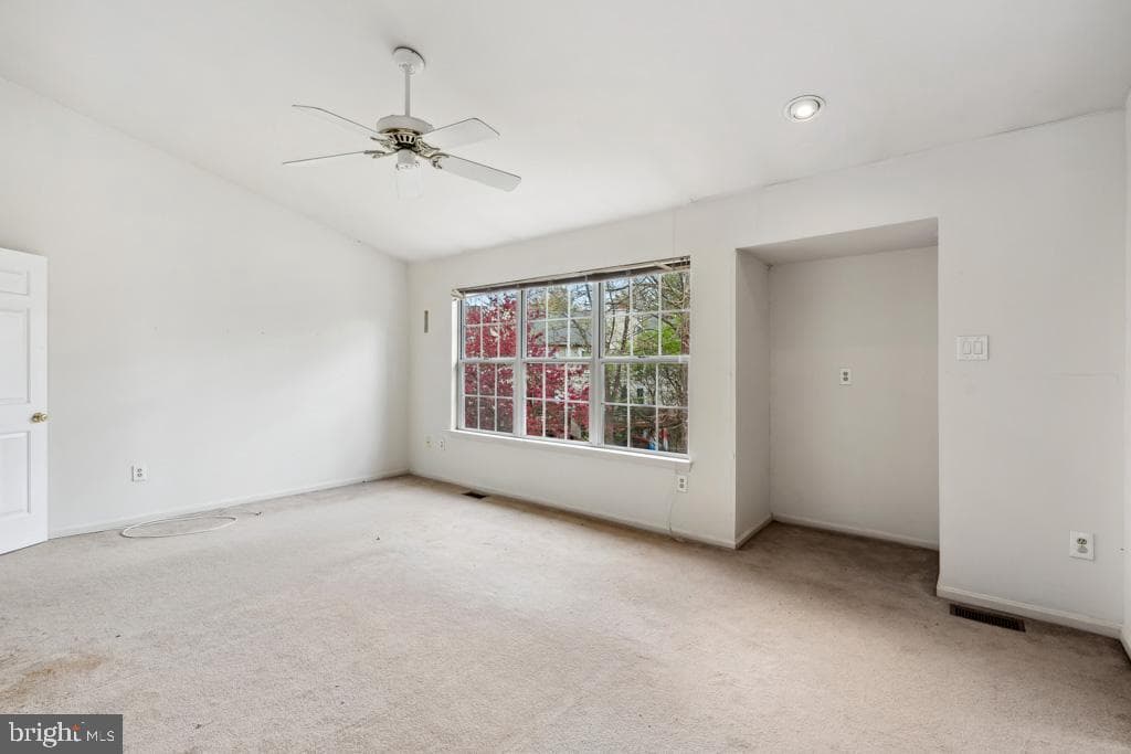 5235 Lightfoot Path photo 15