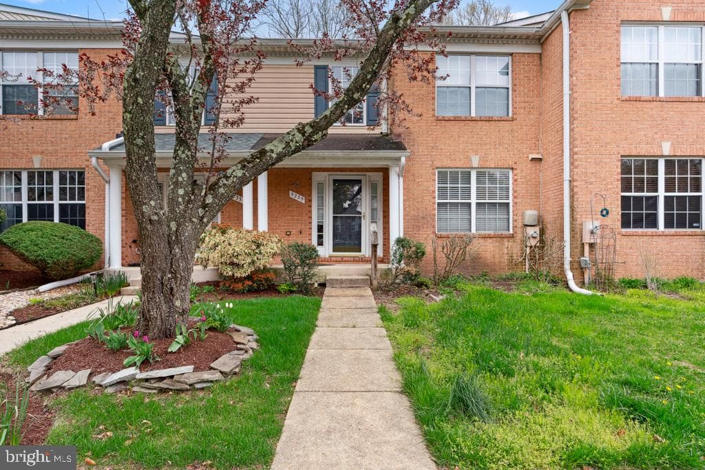 5235 Lightfoot Path photo 2