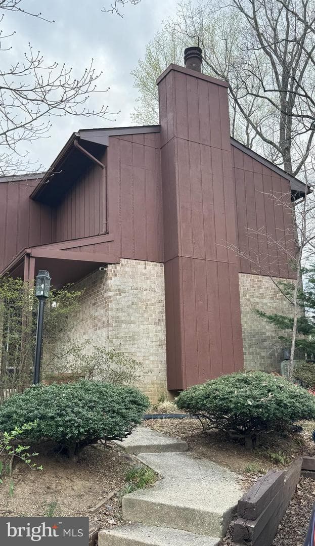 5659 Thicket Lane photo 3