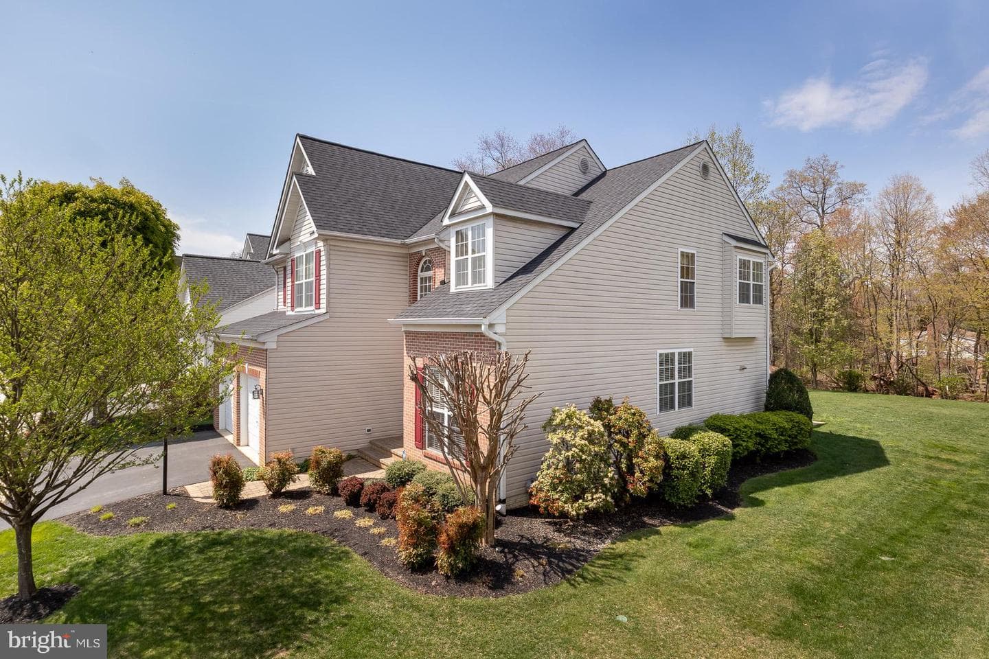 6052 Toomey Lane photo 2
