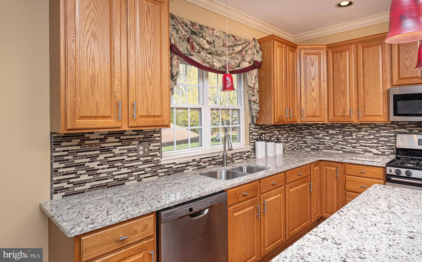6052 Toomey Lane photo 6