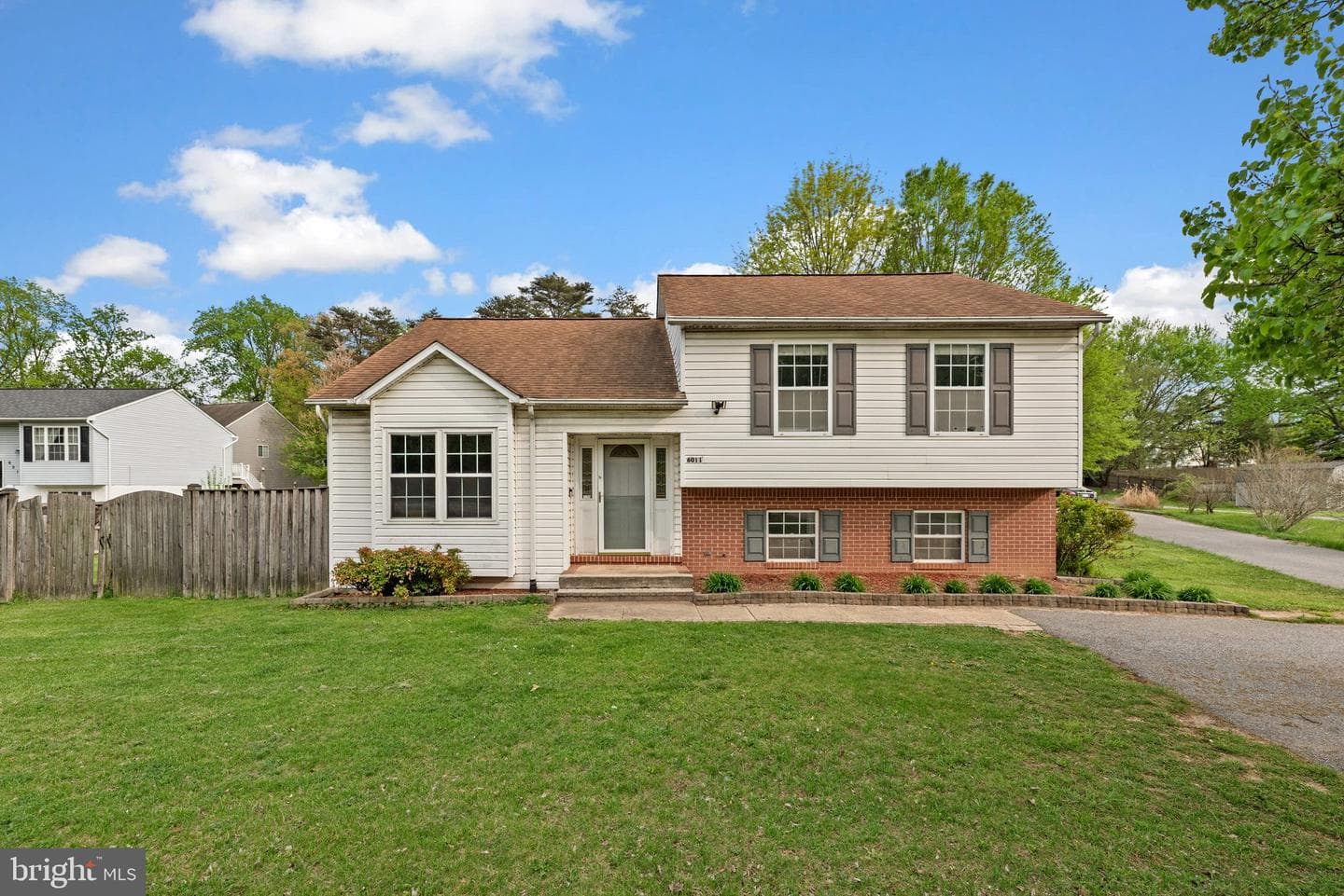 6011 Bauman Drive photo 2