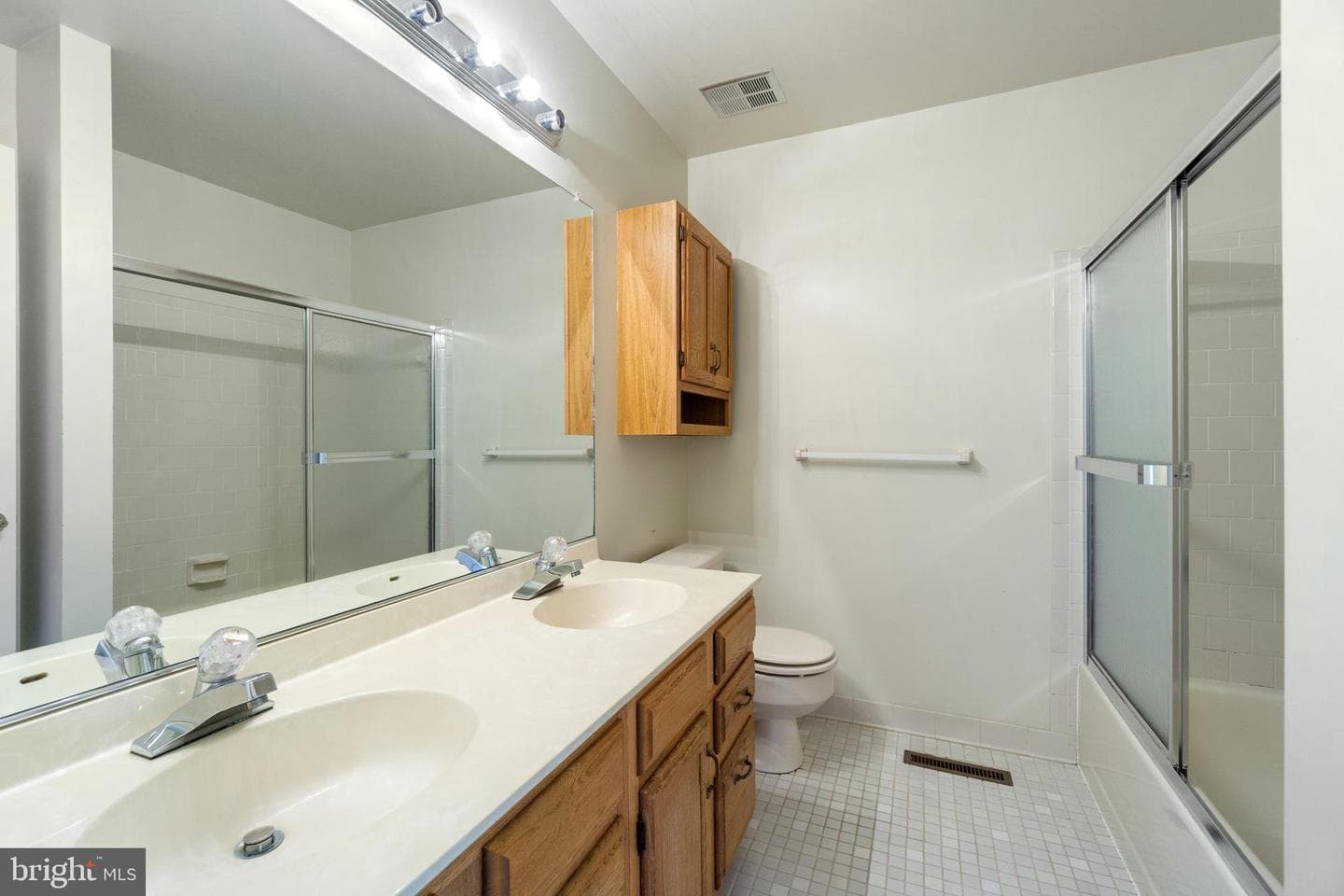 10216 Clubhouse Court photo 20