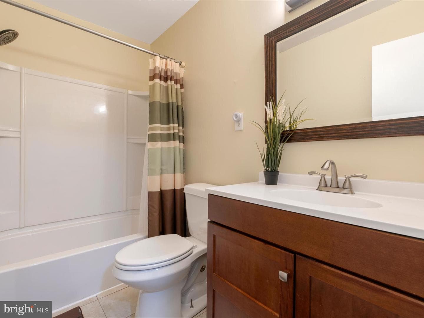 9142 Lambskin Lane photo 12