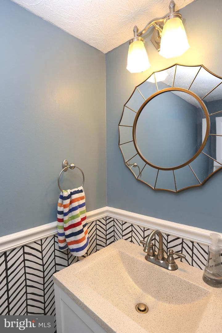 6632 Waning Moon Way photo 16