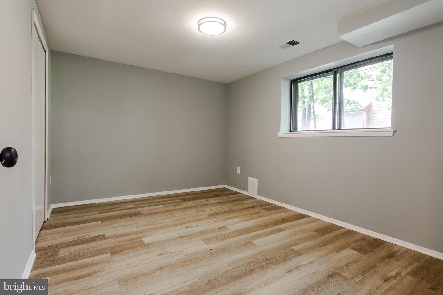 7374 Hickory Log Circle photo 21