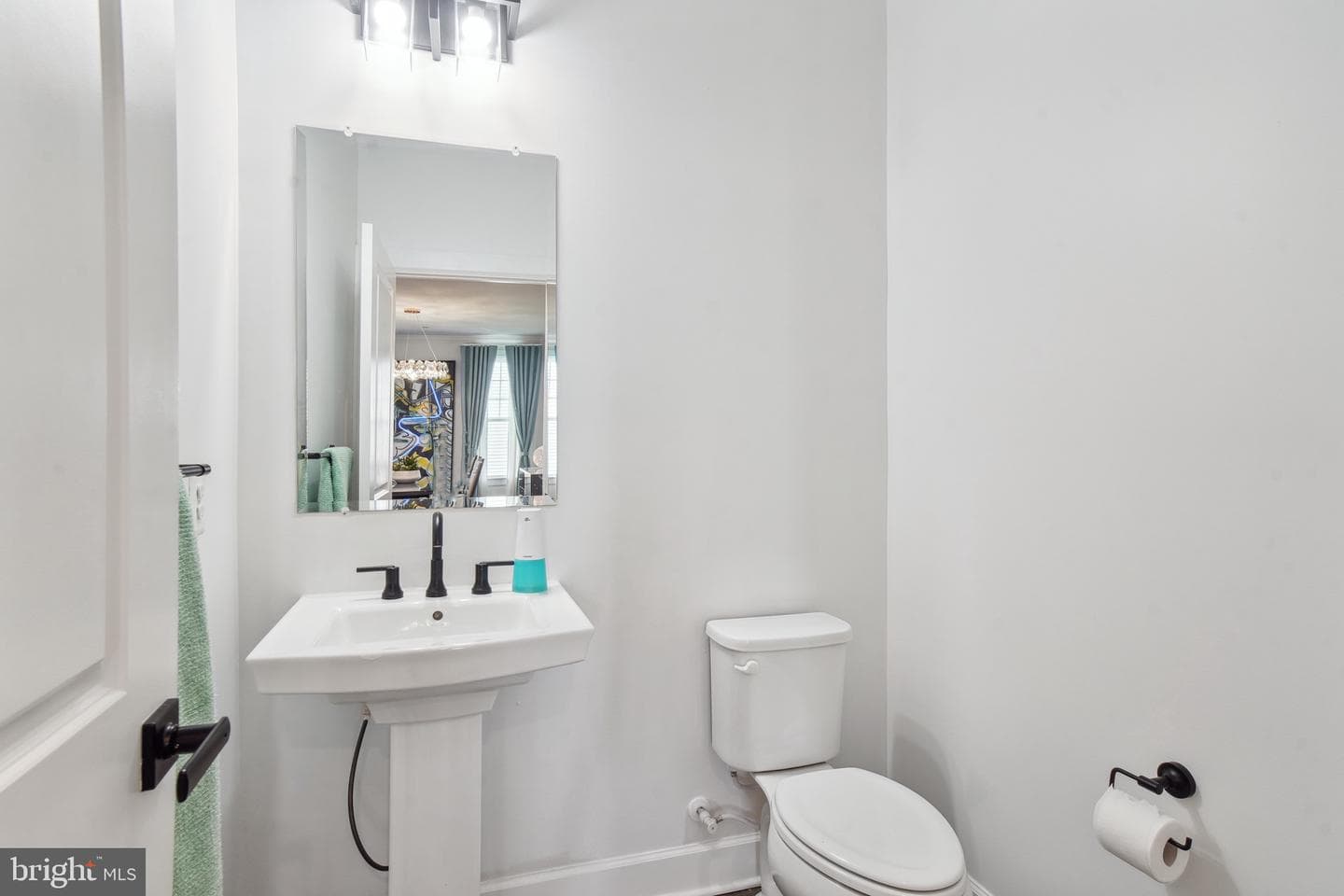 11134 Eugene Avenue photo 48