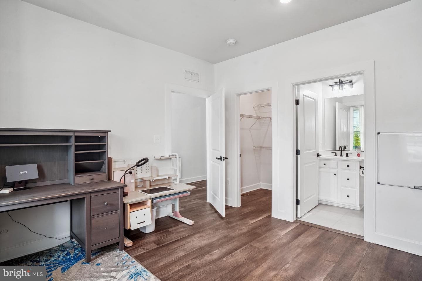 11134 Eugene Avenue photo 8
